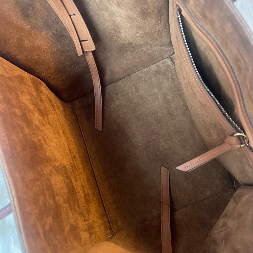 Celine Luggage Phantom Leather Handbag - Picture 5 of 16